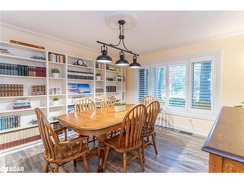 1166 Sunnidale Road, Springwater, ON - Indoor Photo Showing Dining Room