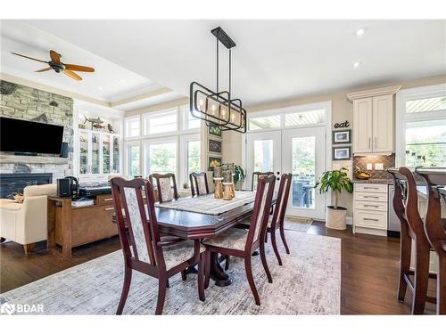 4454 North Valley Lane, Severn, ON - Indoor Photo Showing Dining Room