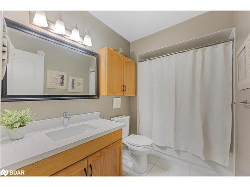 30 Hickory Lane, Oro-Medonte, ON - Indoor Photo Showing Bathroom