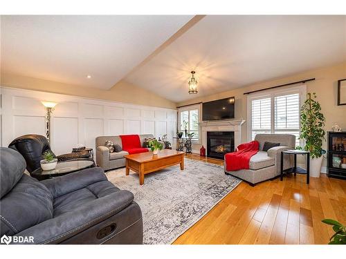 28 Thrushwood Trail, Lindsay, ON - Indoor Photo Showing Living Room With Fireplace