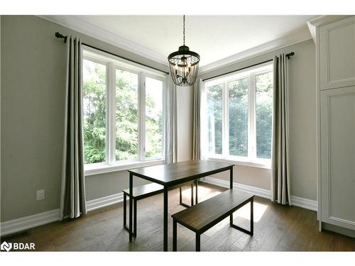 5 Kanata Court Court, Barrie, ON - Indoor Photo Showing Dining Room