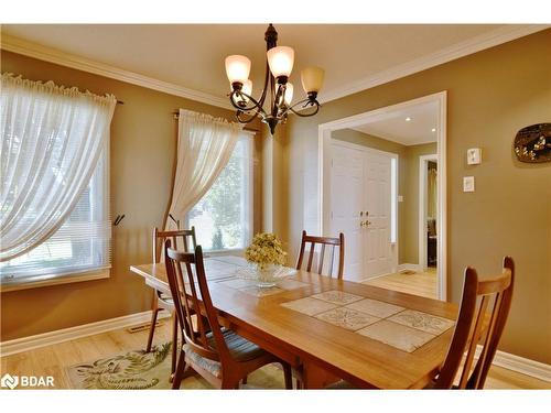 2094 Fennell Drive, Innisfil, ON - Indoor Photo Showing Dining Room