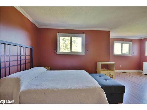 2094 Fennell Drive, Innisfil, ON - Indoor Photo Showing Bedroom