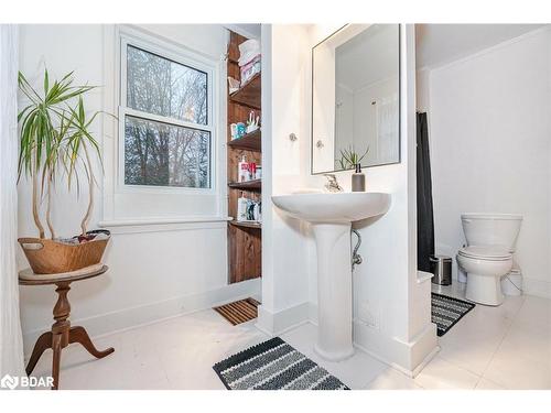 20 Amanda Street, Orangeville, ON - Indoor Photo Showing Bathroom