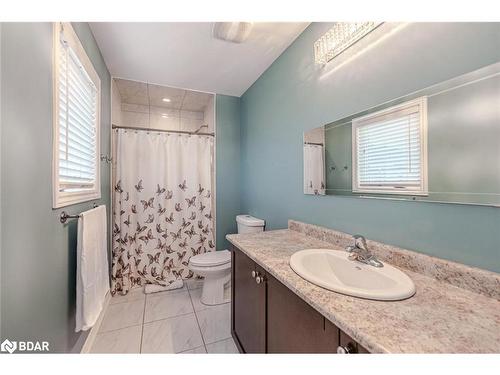 21 Keyzer Drive, Oro-Medonte, ON - Indoor Photo Showing Bathroom