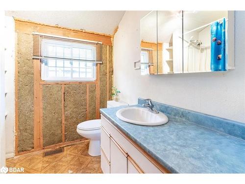 3932 Alderly Avenue, Innisfil, ON - Indoor Photo Showing Bathroom