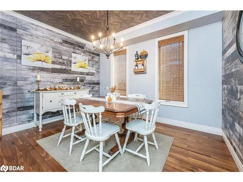 668 Cedar Street, Shelburne, ON - Indoor Photo Showing Dining Room