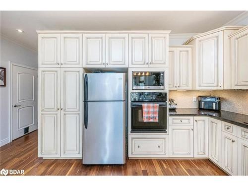 668 Cedar Street, Shelburne, ON - Indoor Photo Showing Kitchen