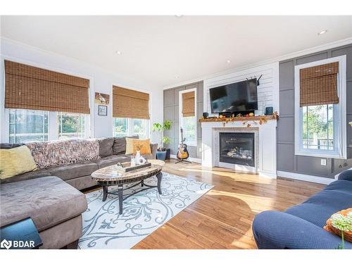 668 Cedar Street, Shelburne, ON - Indoor Photo Showing Living Room With Fireplace