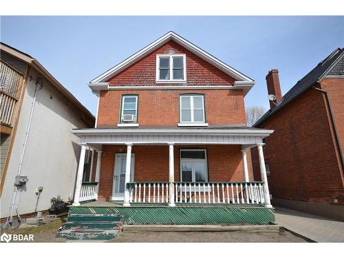 32 Mcdonald Street, Barrie, ON - Outdoor With Deck Patio Veranda