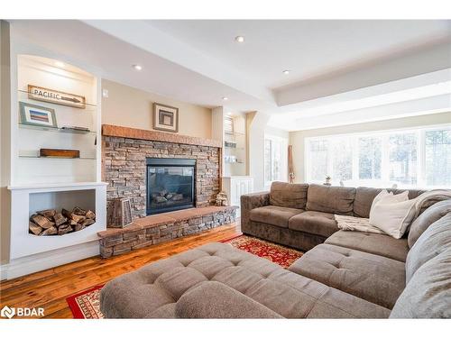 7 Pine Point, Oro-Medonte, ON - Indoor Photo Showing Living Room With Fireplace