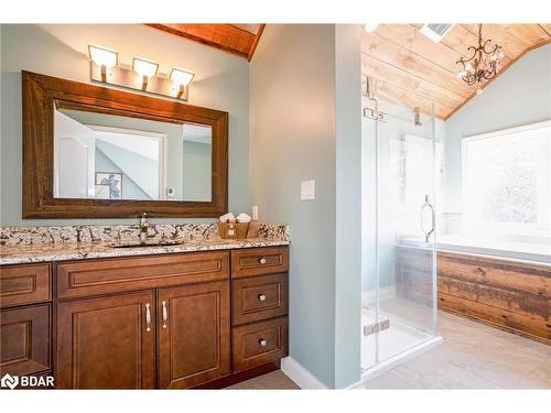 7 Pine Point, Oro-Medonte, ON - Indoor Photo Showing Bathroom