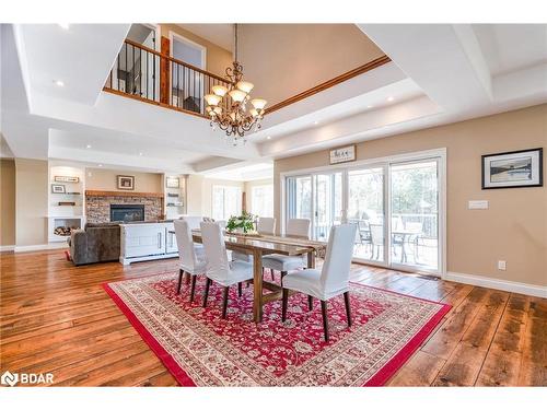 7 Pine Point, Oro-Medonte, ON - Indoor Photo Showing Dining Room