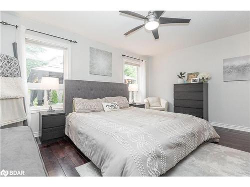 72 Gore Drive, Barrie, ON - Indoor Photo Showing Bedroom