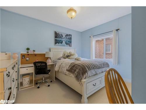 473 Haines Street, Beeton, ON - Indoor Photo Showing Bedroom