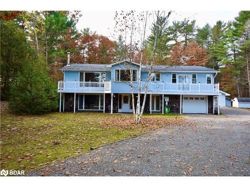 20 Coulter Lane, Bracebridge, ON - Outdoor With Deck Patio Veranda With Facade