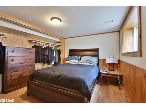 20 Coulter Lane, Bracebridge, ON - Indoor Photo Showing Bedroom