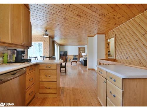 20 Coulter Lane, Bracebridge, ON - Indoor Photo Showing Kitchen