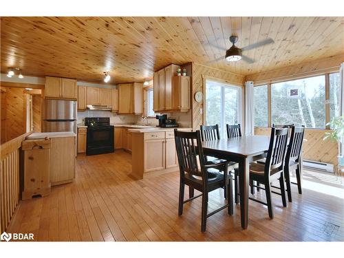 20 Coulter Lane, Bracebridge, ON - Indoor Photo Showing Dining Room