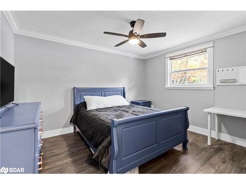 7941 10 Sideroad, Innisfil, ON - Indoor Photo Showing Bedroom