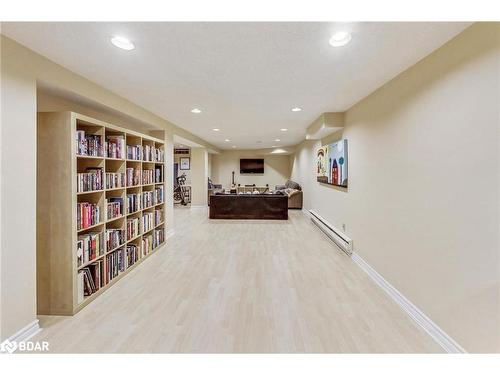 40 Mullen Drive, Vaughan, ON - Indoor Photo Showing Other Room