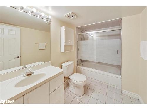 40 Mullen Drive, Vaughan, ON - Indoor Photo Showing Bathroom