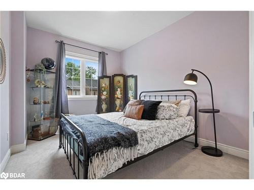 8 Blasi Court, Wasaga Beach, ON - Indoor Photo Showing Bedroom