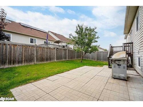 23 Maple Crown Terrace, Barrie, ON - Outdoor