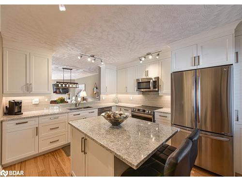 206-585 Atherley Road, Orillia, ON - Indoor Photo Showing Kitchen With Stainless Steel Kitchen With Double Sink With Upgraded Kitchen