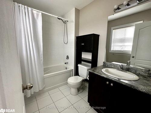 71 Pearl Drive, Orillia, ON - Indoor Photo Showing Bathroom