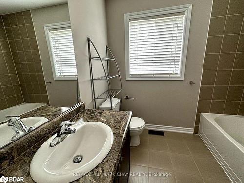 71 Pearl Drive, Orillia, ON - Indoor Photo Showing Bathroom