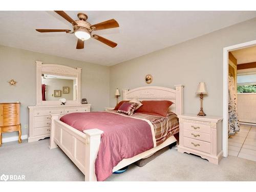 264 Salem Road, Barrie, ON - Indoor Photo Showing Bedroom