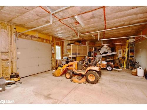 264 Salem Road, Barrie, ON - Indoor Photo Showing Garage