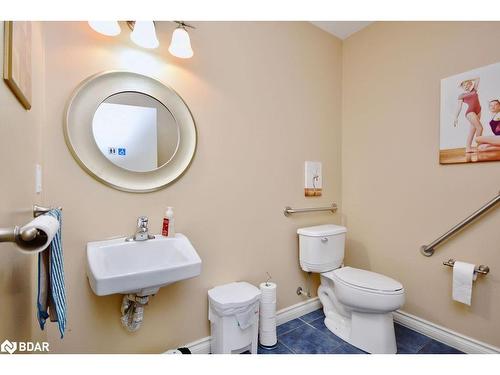 264 Salem Road, Barrie, ON - Indoor Photo Showing Bathroom