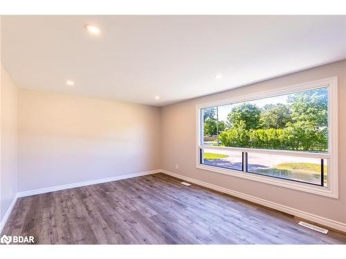 228A Cindy Lane, Essa Township, ON - Indoor Photo Showing Other Room