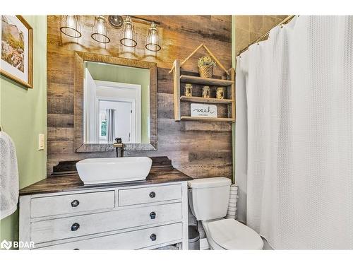 61 Collier Crescent, Angus, ON - Indoor Photo Showing Bathroom