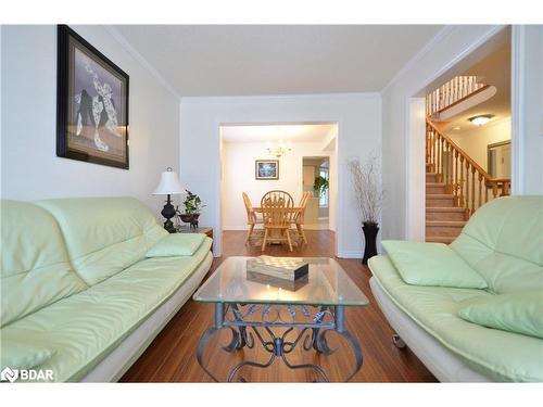 Upper-140 Country Lane, Barrie, ON - Indoor Photo Showing Living Room