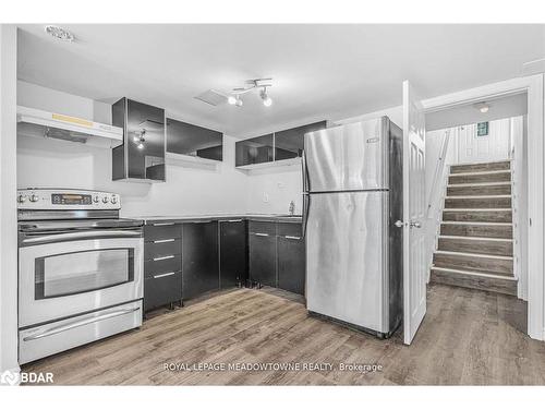 36 Fawell Avenue, St. Catharines, ON - Indoor Photo Showing Kitchen