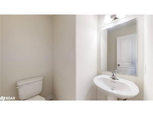 606 Haylock Gardens, Peterborough, ON - Indoor Photo Showing Bathroom