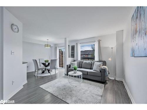 17 Gadwall Avenue, Barrie, ON - Indoor Photo Showing Living Room