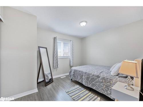 17 Gadwall Avenue, Barrie, ON - Indoor Photo Showing Bedroom