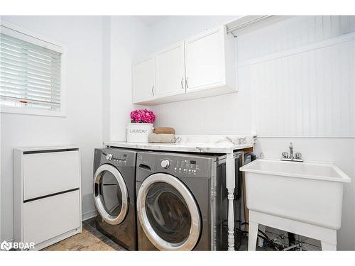 64 Westminster Circle, Barrie, ON - Indoor Photo Showing Laundry Room