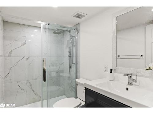 35 Pooles Road, Springwater, ON - Indoor Photo Showing Bathroom