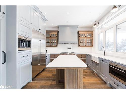 124 Farm Gate Road, The Blue Mountains, ON - Indoor Photo Showing Kitchen With Upgraded Kitchen