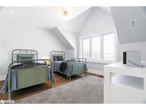 124 Farm Gate Road, The Blue Mountains, ON - Indoor Photo Showing Bedroom