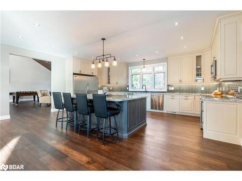 4245 Delta Road, Severn Bridge, ON - Indoor Photo Showing Kitchen With Upgraded Kitchen