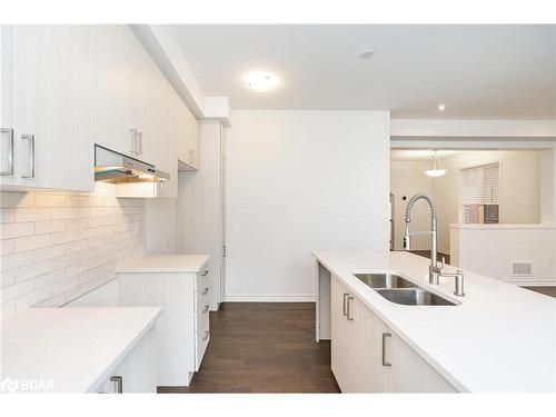 48 Mcbride Trail, Barrie, ON - Indoor Photo Showing Kitchen With Double Sink