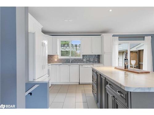 204 Margaret Street, Stayner, ON - Indoor Photo Showing Kitchen With Double Sink