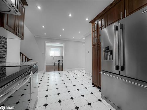 184 Vodden Street, Brampton, ON - Indoor Photo Showing Kitchen