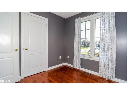 115 Sproule Drive, Barrie, ON - Indoor Photo Showing Other Room